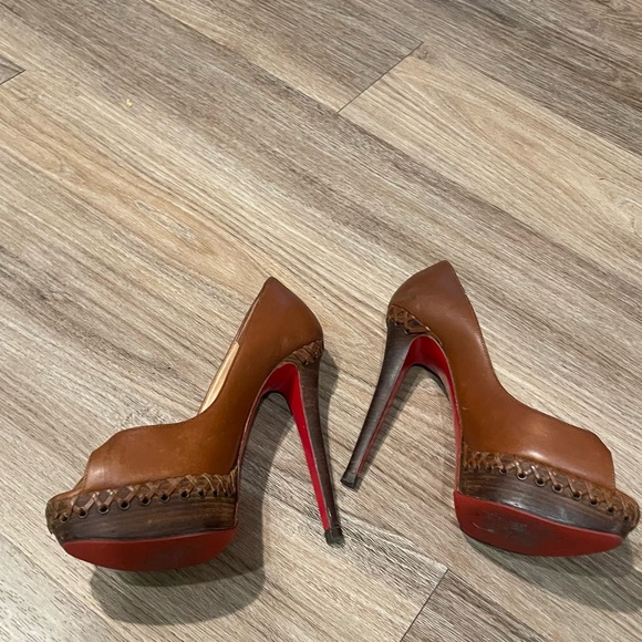 Heels - Picture 10 of 12